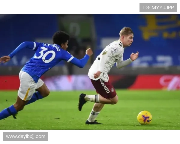 黄潜锁定未来！21 岁锋线新星莫莱罗加盟至 2030 年(2)